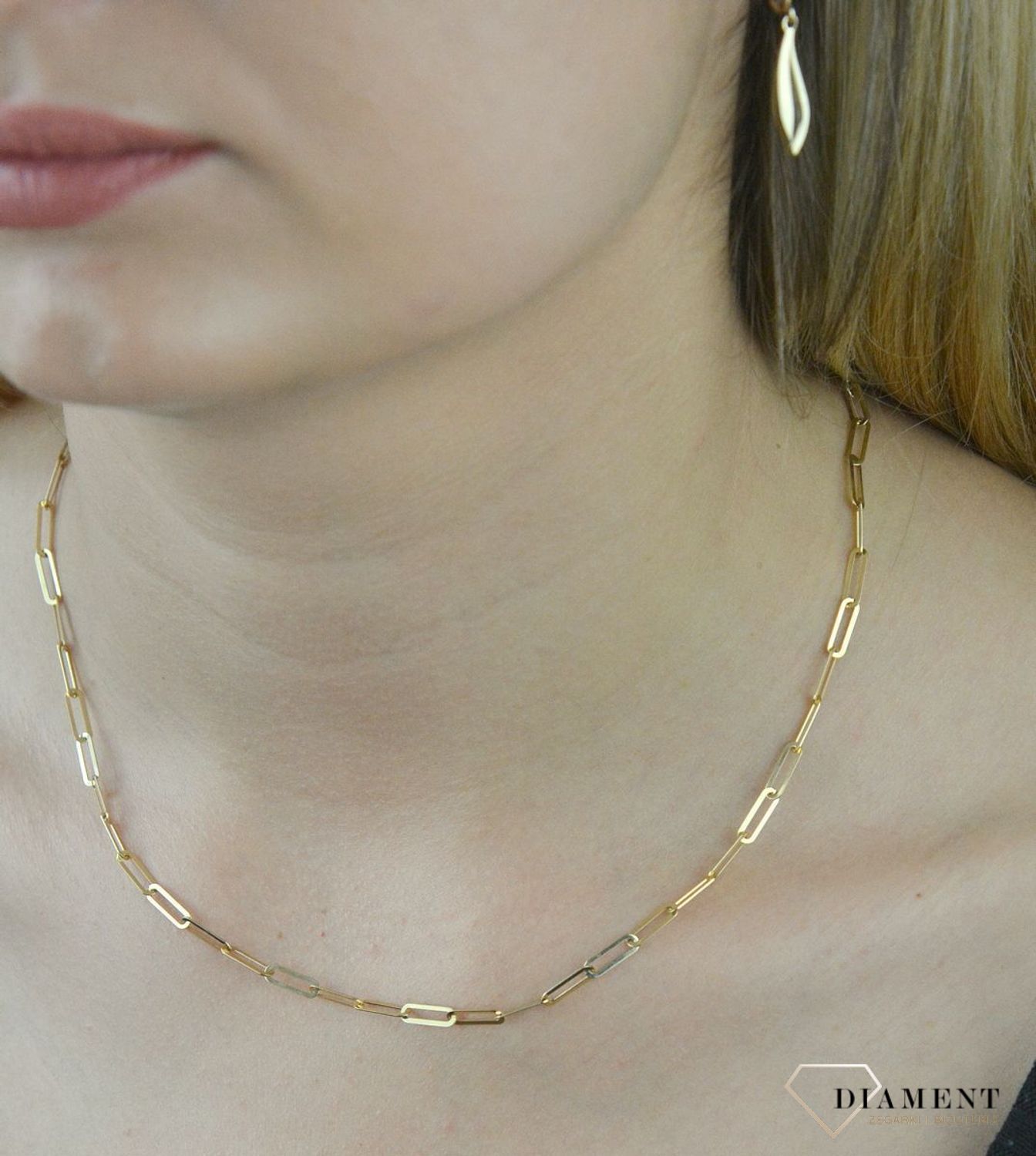 Złoty łańcuszek 333 ankier LA 3447F 333. Klasyczny łańcuszek ankier, wykonany z żółtego złota próby 333 o wadze około 3,50 g. Łańcuszki to uniwersalne dodatki, które sprawdzają się na każdą okazję i dla (1).png